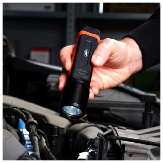 JMP Akku Taschenlampe mit induktiver Ladetechnologie 1000 Lumen