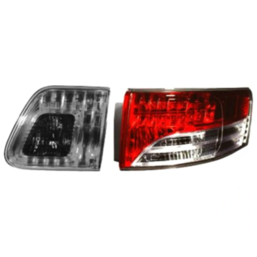 Heckleuchte rechts für MQ