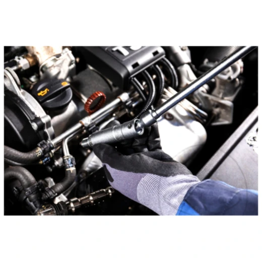 Zündkerzenstecknuss 16 mm mit Kugelgelenk für Motorräder und PK