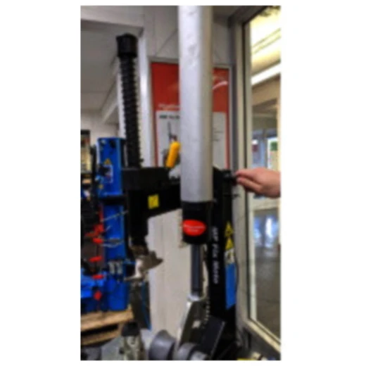 Hilfsarm für Motorradreifenmontiermaschine JMP Fix_1