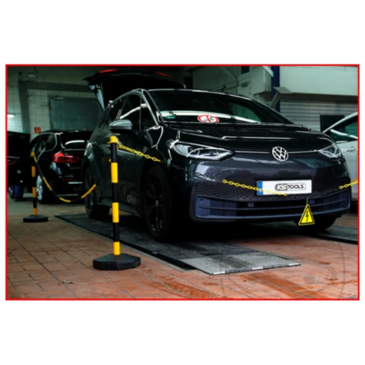 Absperrung Kit mit 4 Pfosten und 20 Metern Kette_0