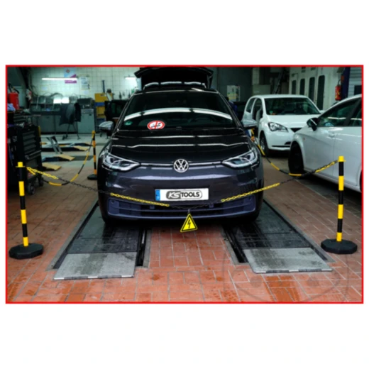 Absperrung Kit mit 4 Pfosten und 20 Metern Kette_1