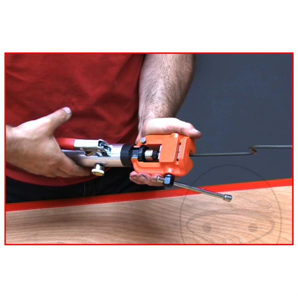 Universal-Bördelgerät für Bremsleitungen 4.75-6.00 mm_1