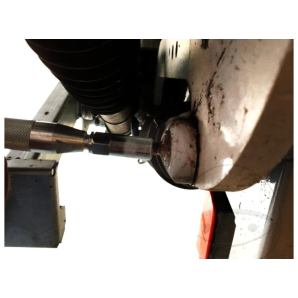 Einschlag-Reinigungspresse für Schmiernippel_1