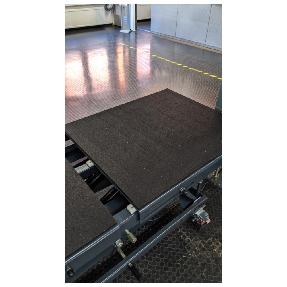 Gummigranulatmatte 2 für Scheren-Hubtisch JMP_0