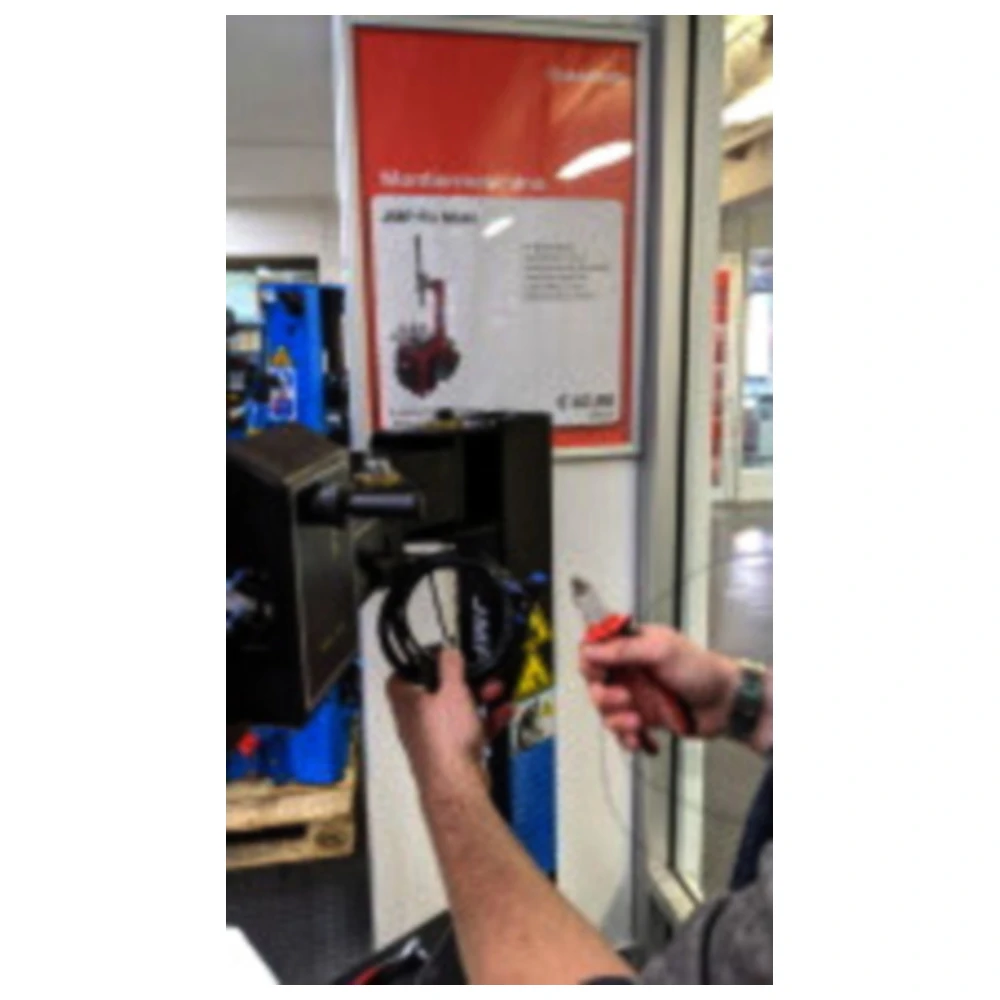 Hilfsarm für Motorradreifenmontiermaschine JMP Fix_0