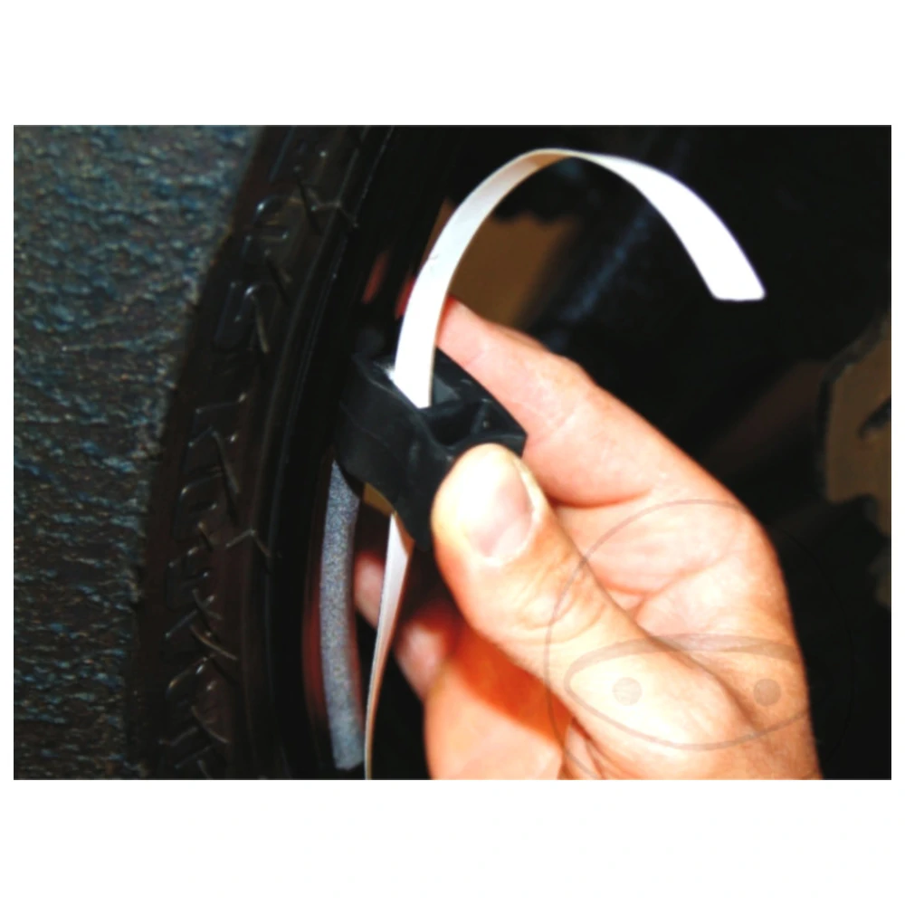 Felgenrandaufkleber silber 7 mm für Motorräder_2