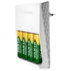 Akku Ladegerät Easy Plug - Inklusive 4 AA 2100 mAh