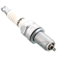 Zündkerze CCH810 Champion entspricht RA8HC passend für: Kawasaki VN, Honda TRX, VT, VTX